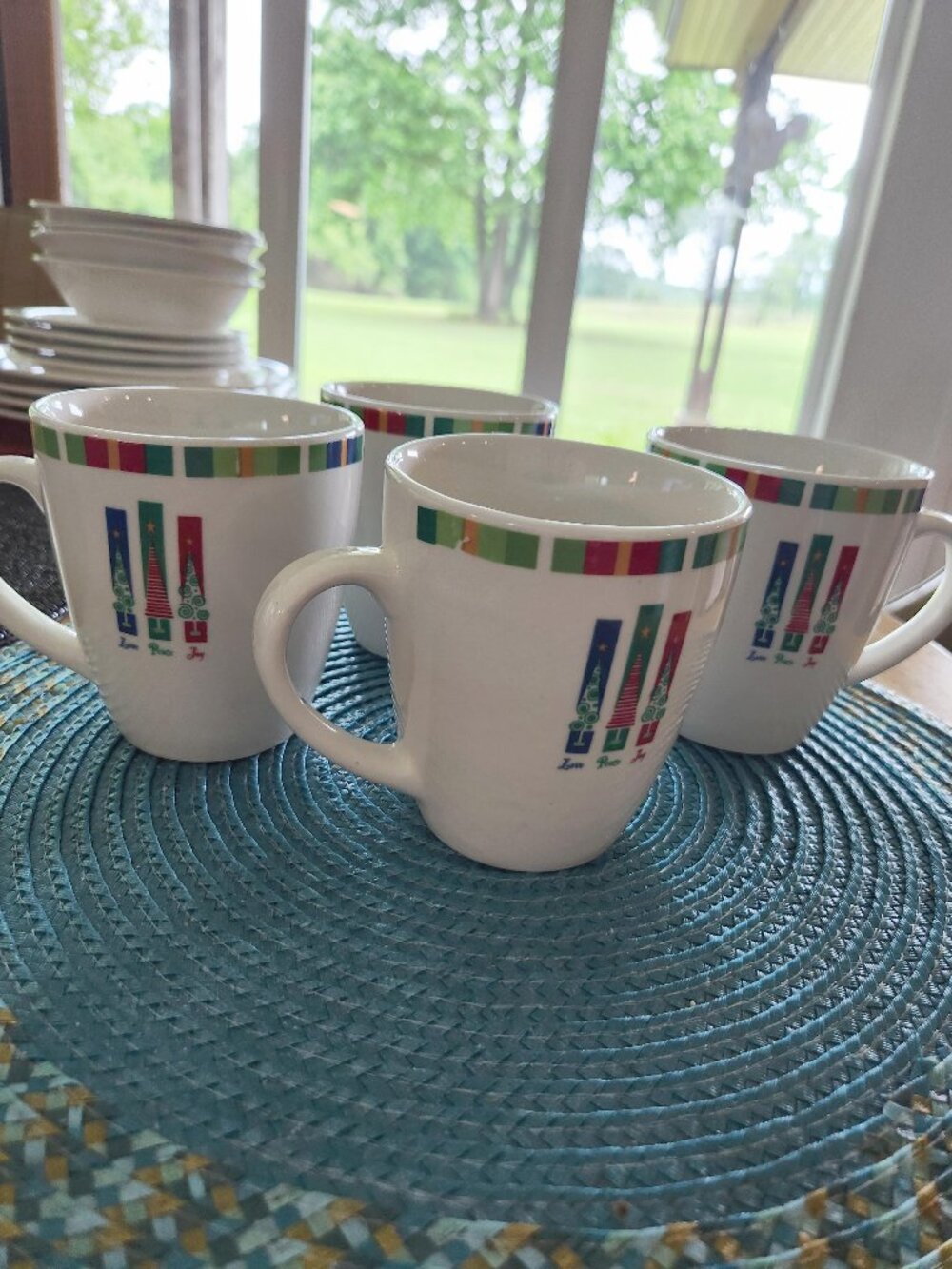 4 Oneida Holiday Christmas "Three Trees" Mugs Love Peace Joy